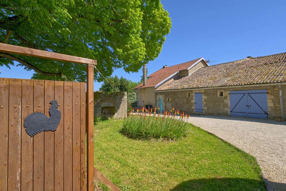 Maison à ROMAGNE