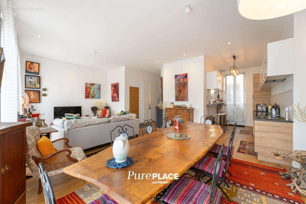 Appartement à MARSEILLE-7E