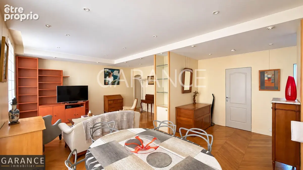 Appartement 5 pièces 105 m² à vendre à Paris-15e (75015) - photo 2