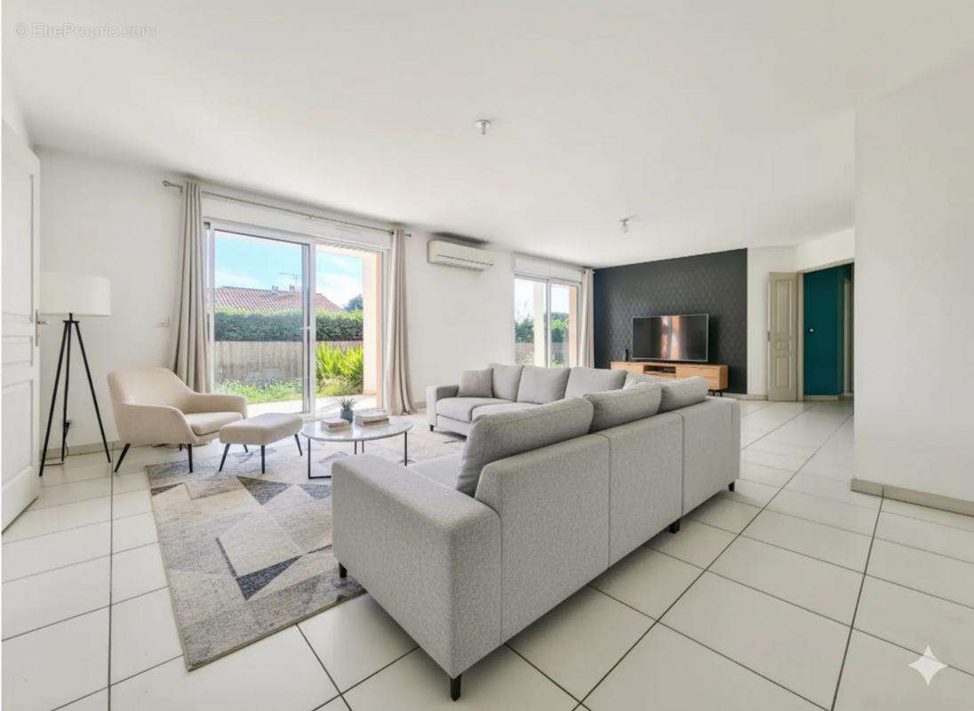 Appartement à SANARY-SUR-MER