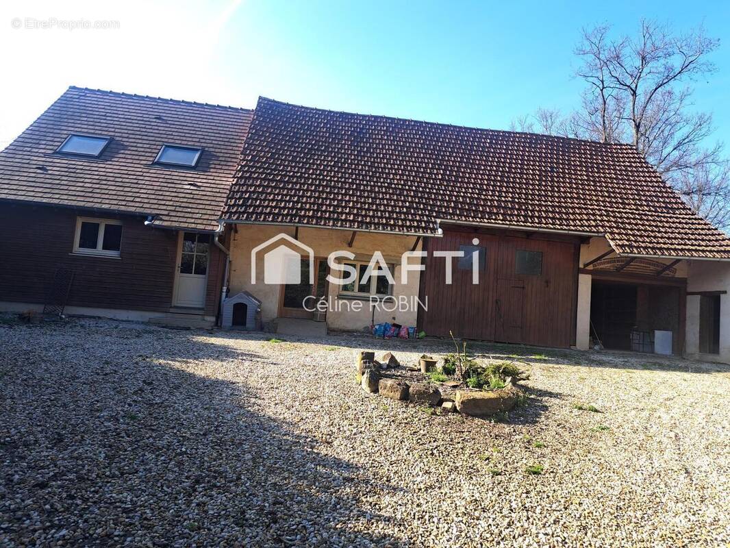 Photo 1 - Maison à SAINT-GERMAIN-DU-BOIS