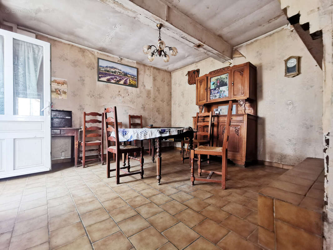 Belle Propriété à rénover ! - photo 5