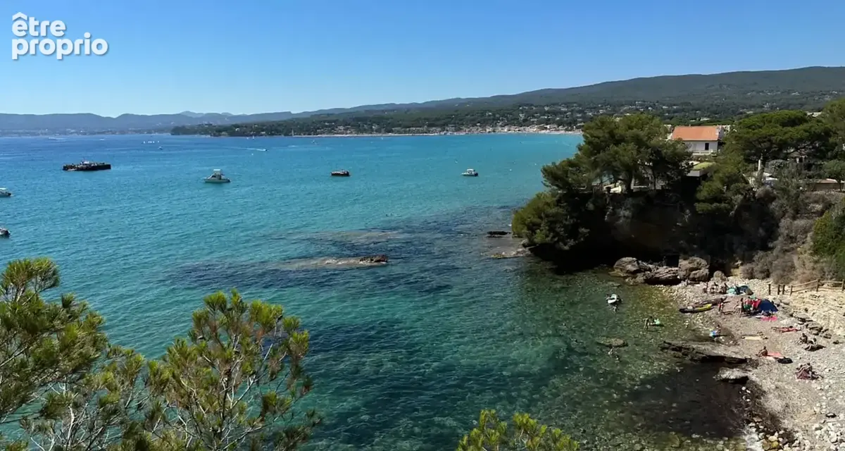 Photo Appartement à Saint-Cyr-Sur-Mer au prix de 138 000€