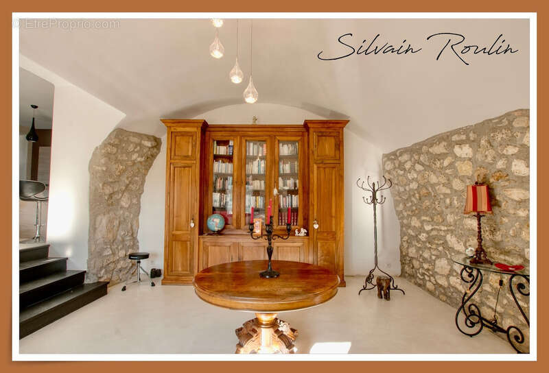 Maison à MALATAVERNE