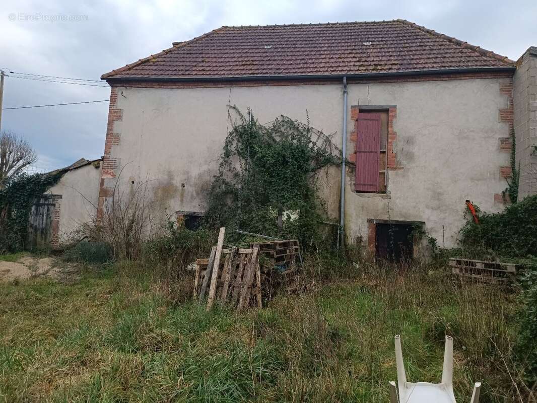 Maison à SAINT-DESIRE