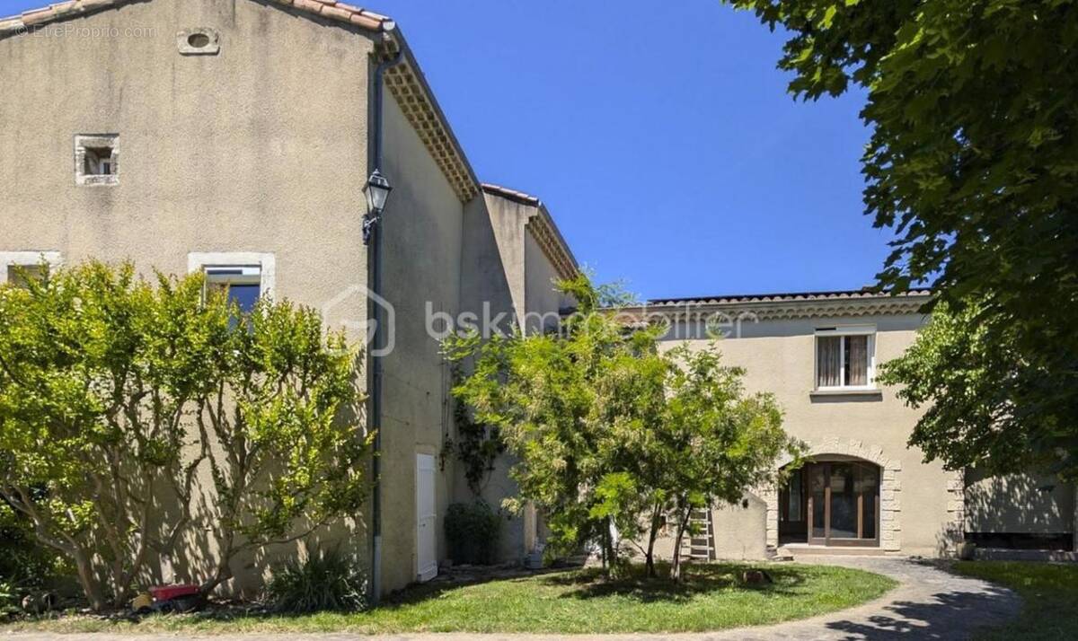 Maison à CLEON-D'ANDRAN