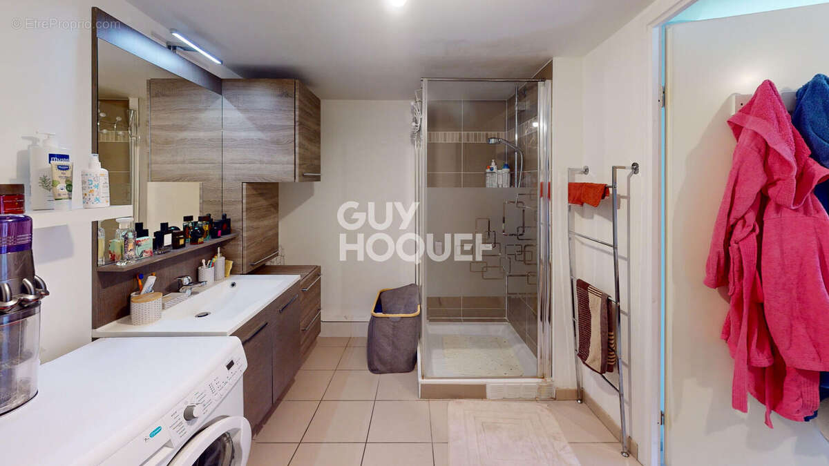 Appartement à ATHIS-MONS