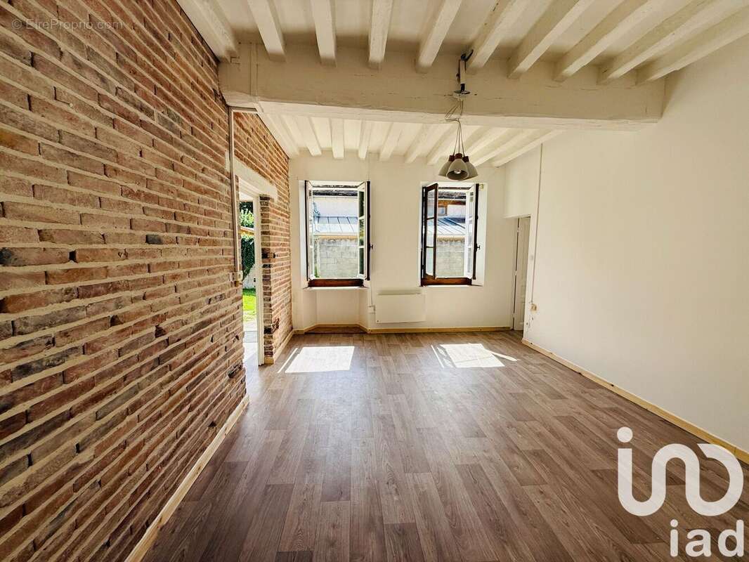 Photo 9 - Maison à THORIGNY-SUR-OREUSE