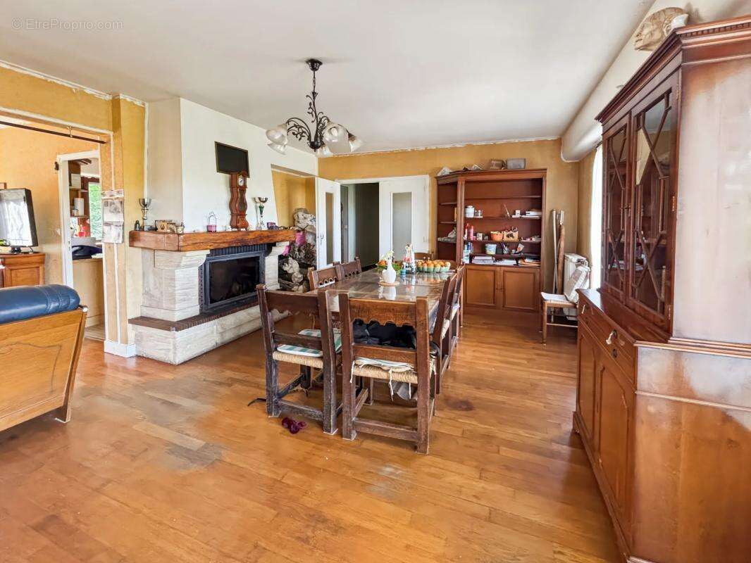 Maison à SAINT-HILAIRE-LES-ANDRESIS