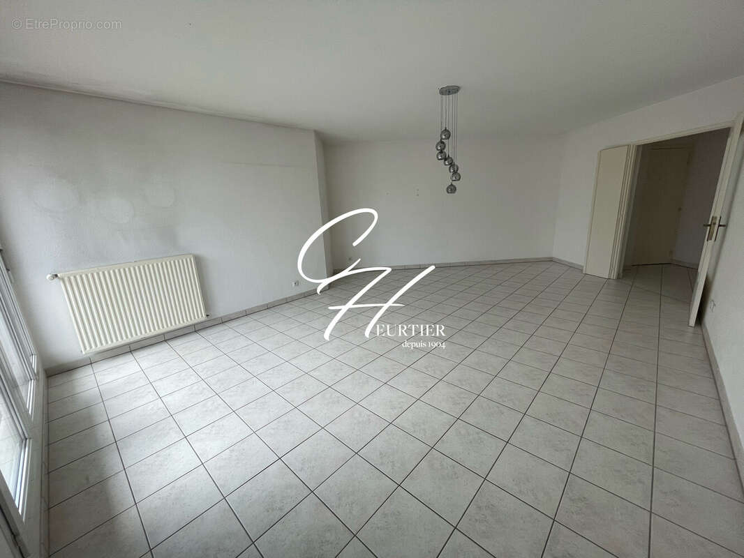 Appartement à ECHIROLLES