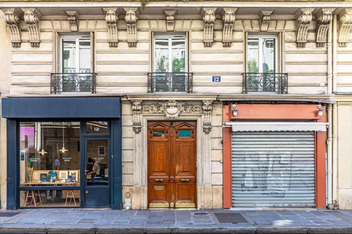 Appartement - 61 m² - Paris (75) - photo 2