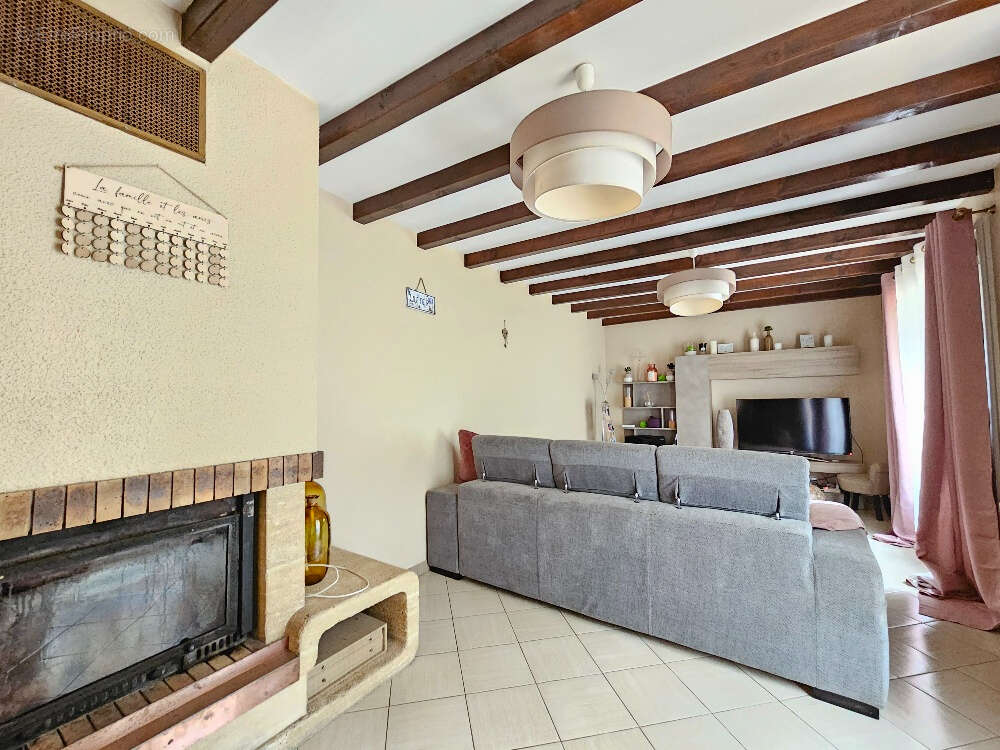 Maison à MOUTHIERS-SUR-BOEME