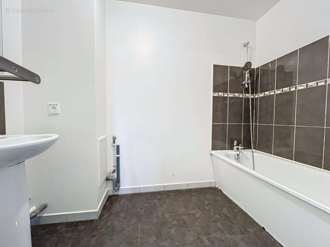 Appartement à MOISSY-CRAMAYEL