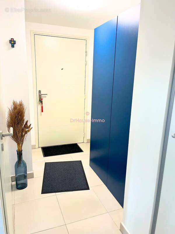 Appartement à SAINT-CYR-SUR-MER
