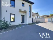 Maison à LUCENAY