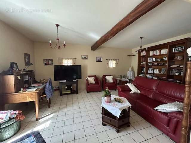 Maison à LA CHAPELLE-AUX-NAUX