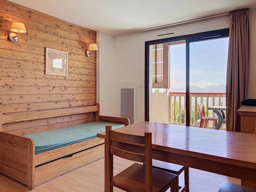 Appartement à FONT-ROMEU-ODEILLO-VIA