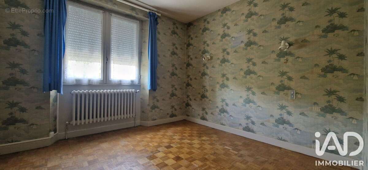 Maison 158 m² à Villefranche-De-Rouergue  - photo 8