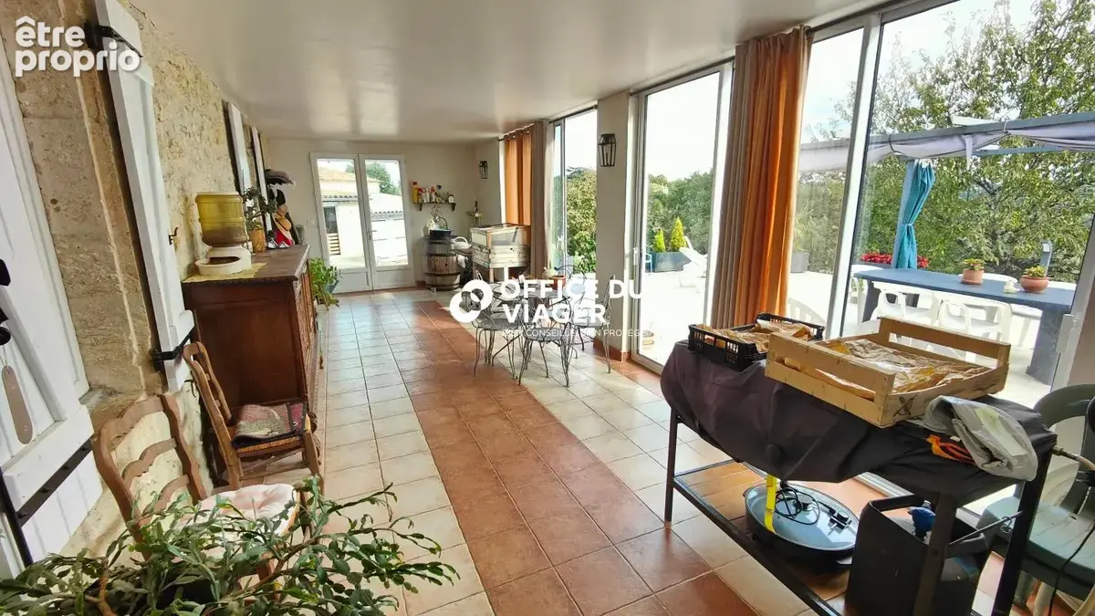 Maison - 4 pièces - 160 m² - photo 1