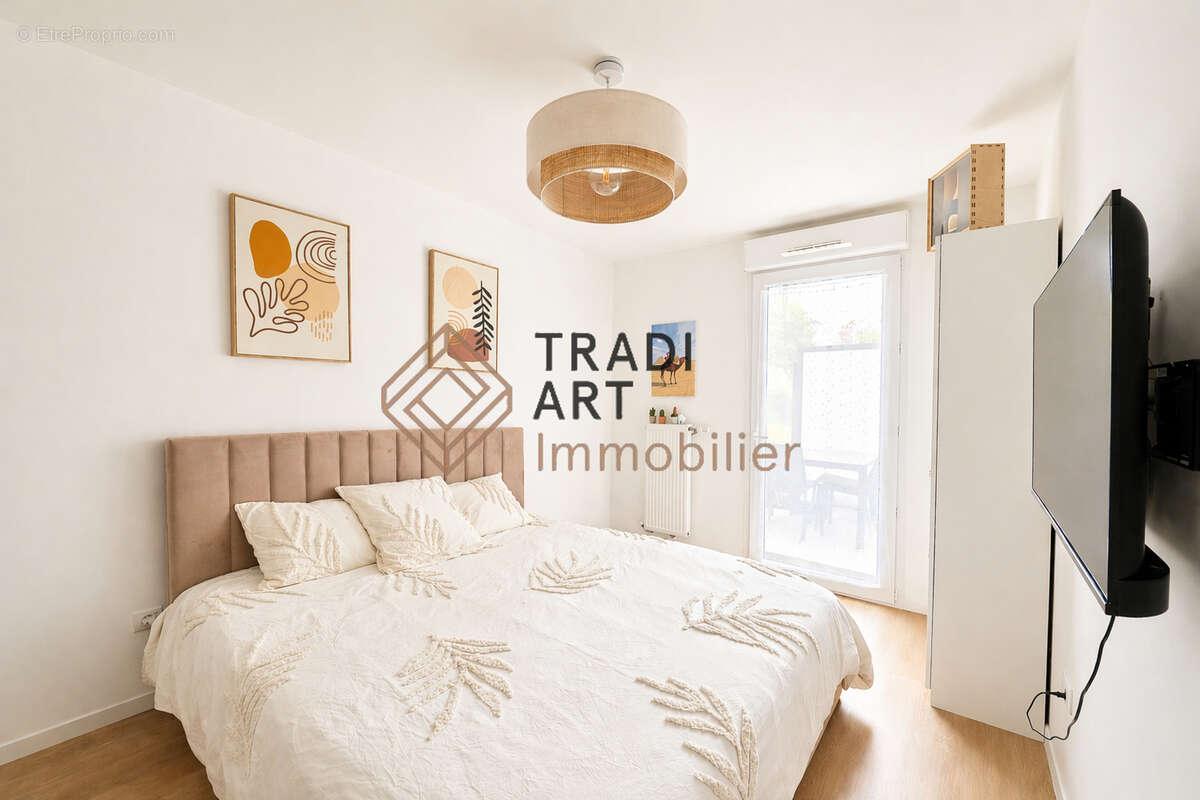 Appartement à SAINTE-GENEVIEVE-DES-BOIS