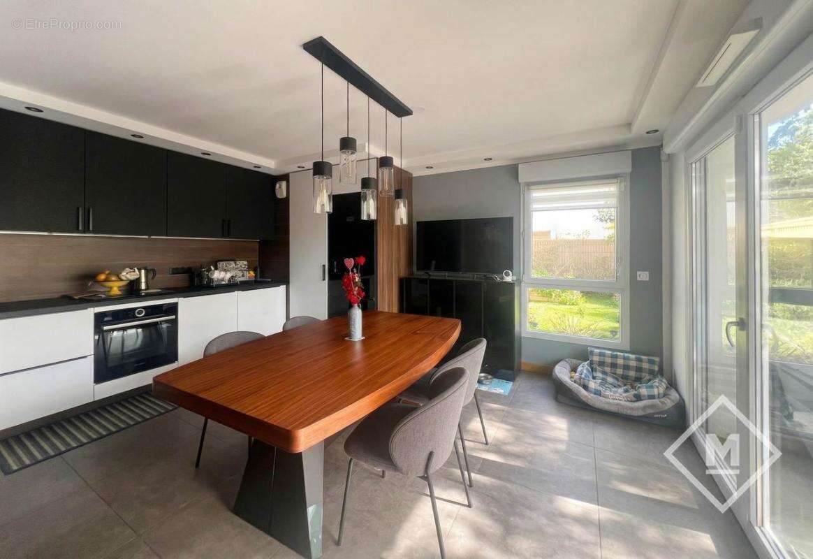 Appartement à MARSEILLE-9E