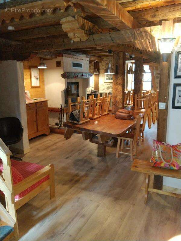 Opportunité d'investissement à Val d'Isère - Immeuble à rénover - En exclusivité - photo 3