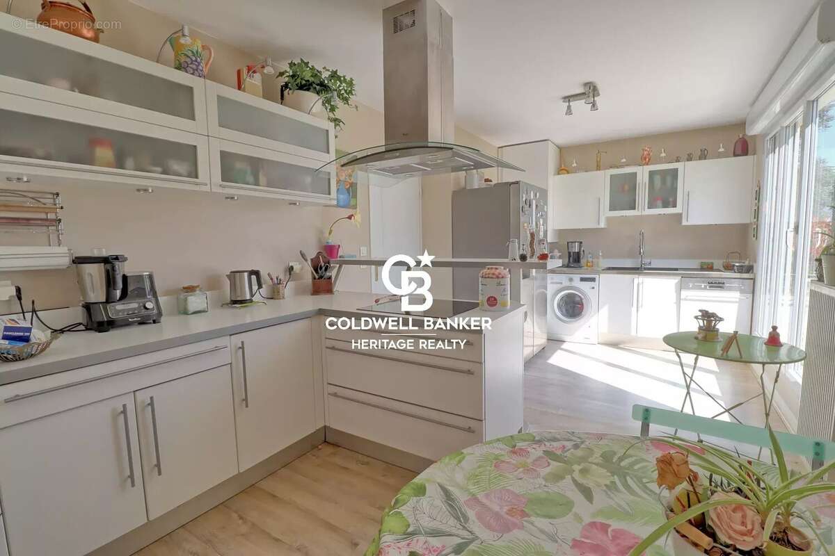 Appartement à SAINTE-FOY-LES-LYON