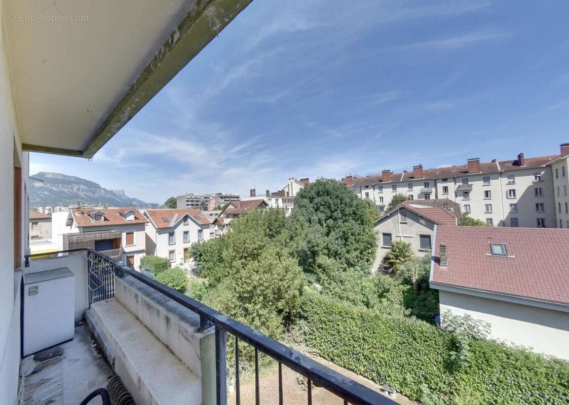 Appartement 42 m² à Grenoble  - photo 2
