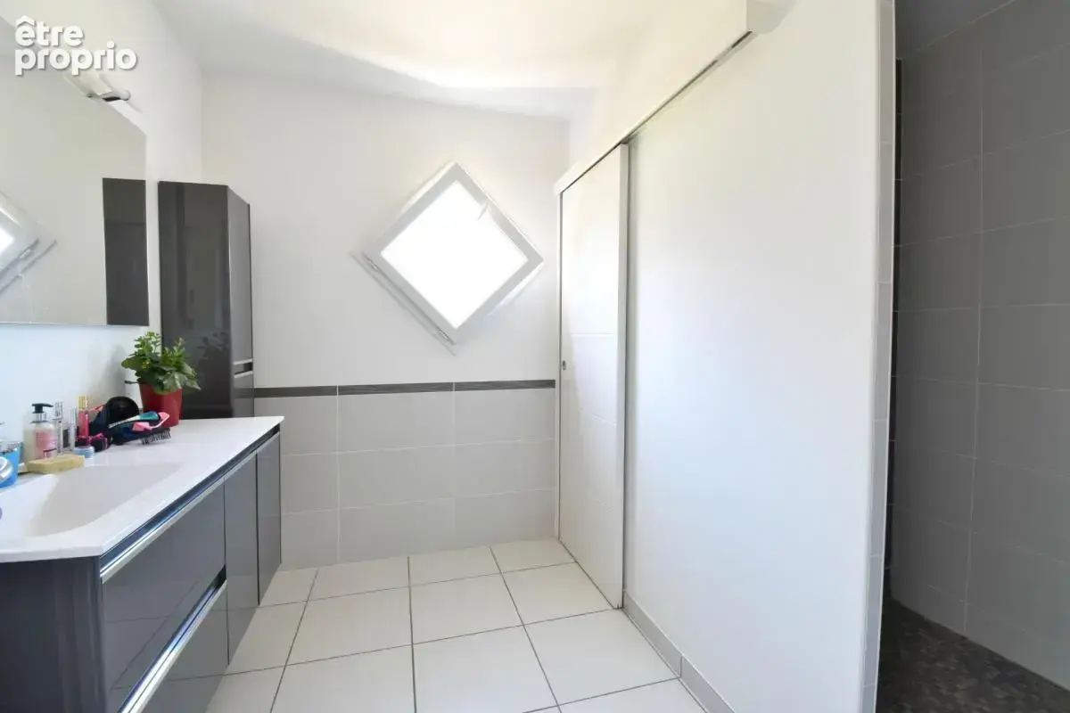 *** exclusivite *** plain-pied 4 chambres, jardin et garage *** billom 63160 - photo 11