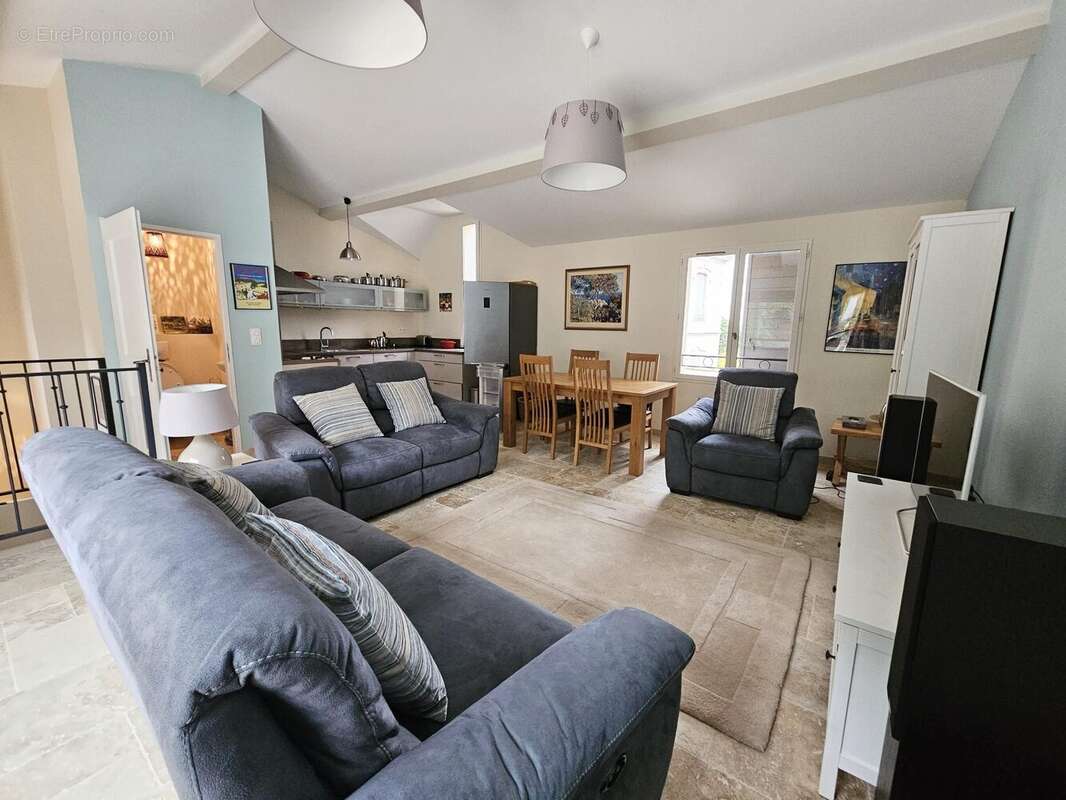 Maison 73 m² à Lezignan-La-Cebe  - photo 7