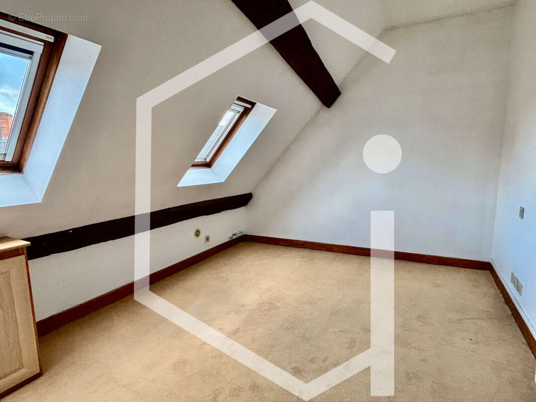 Appartement à COSNE-COURS-SUR-LOIRE