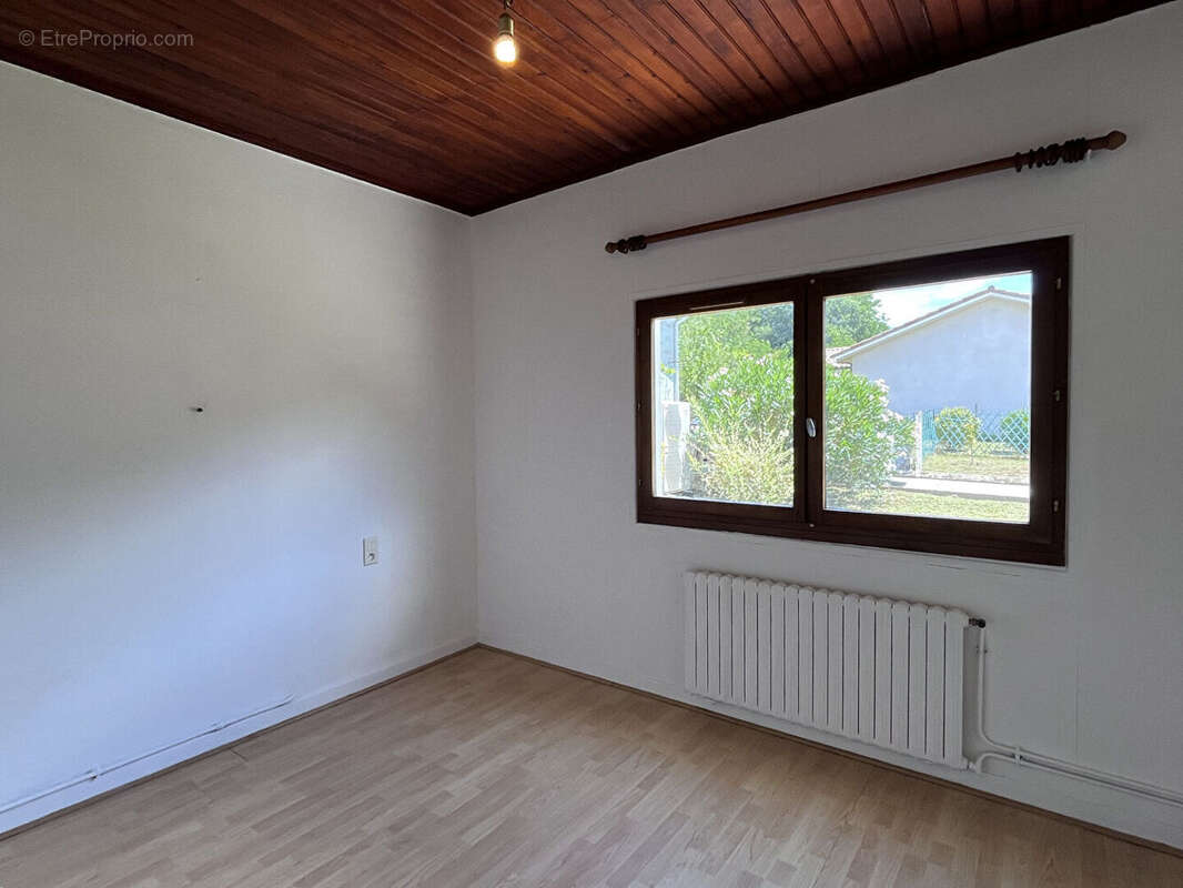 Maison à MEILHAN