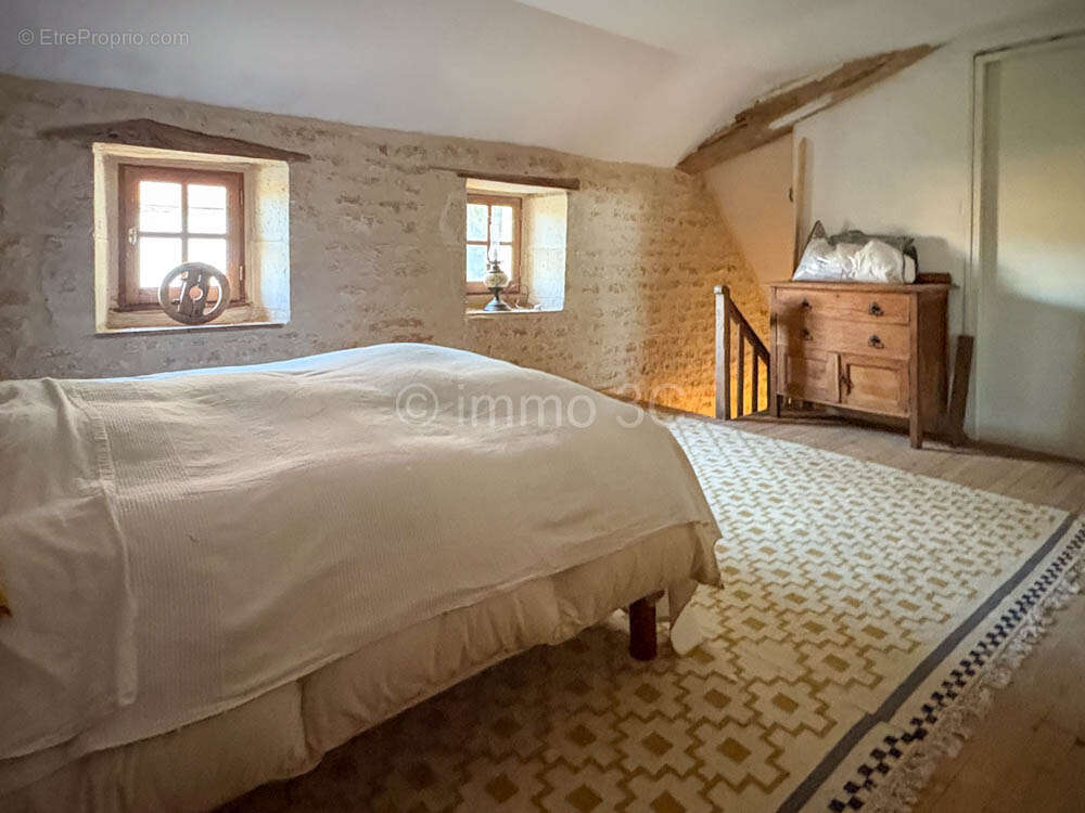 Maison à VILLEFAGNAN