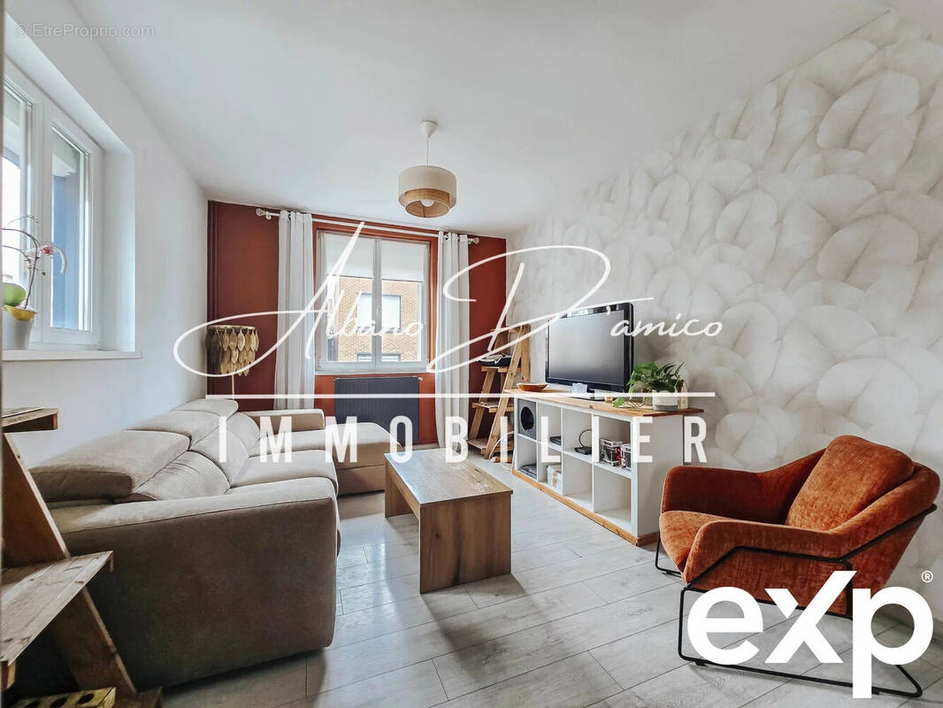 Maison à LIEU-SAINT-AMAND