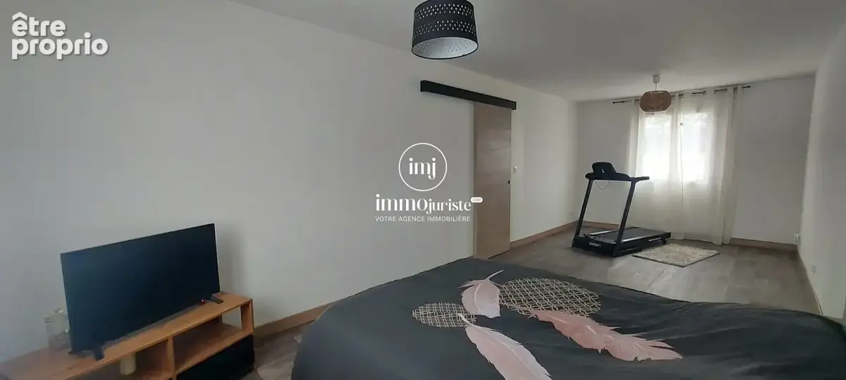 Maison 93 m² à Saint-Junien  - photo 7