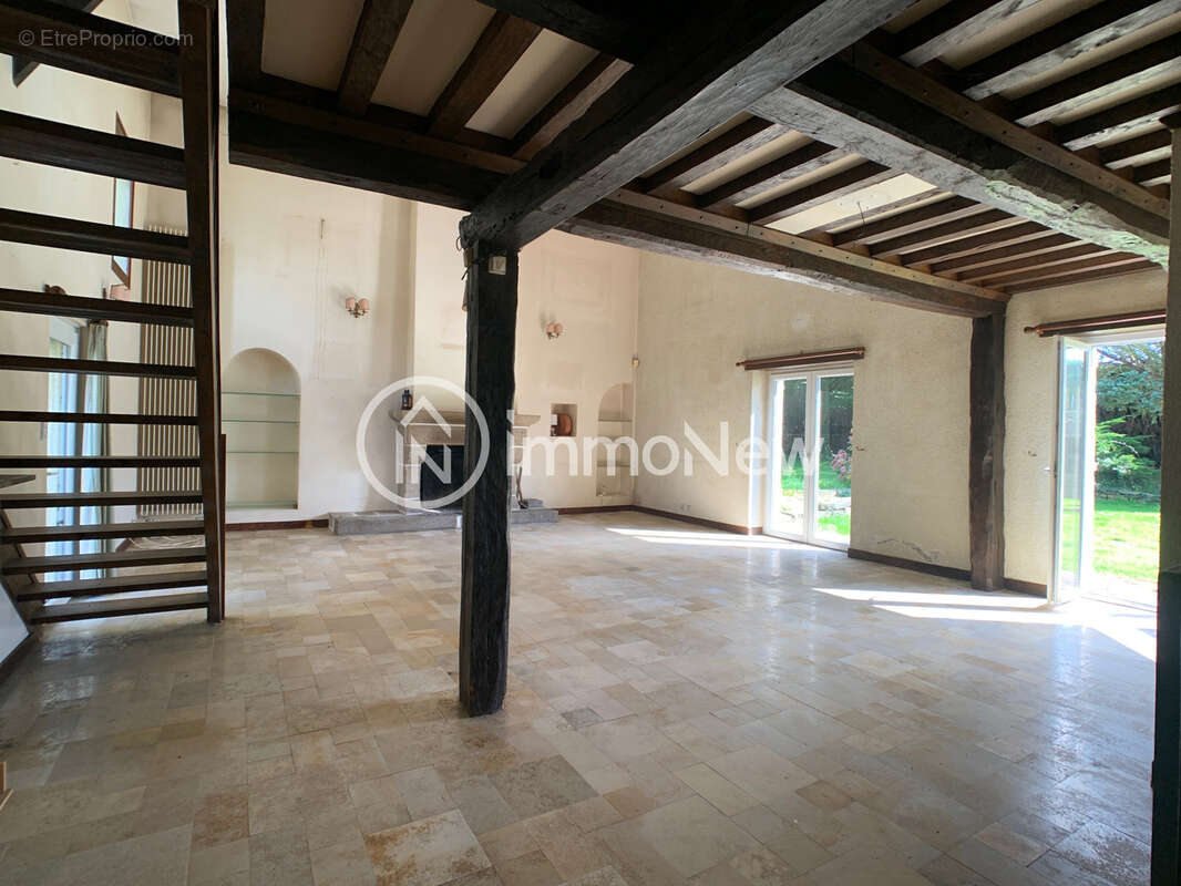Maison familiale de caractère/Saint Sauveur la Pommeraye/ Grands volumes et piscine. - photo 22