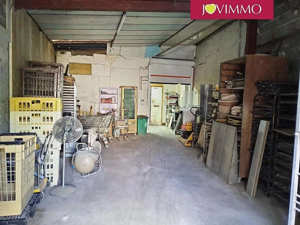 Commerce à SAINT-ELOY-LES-MINES