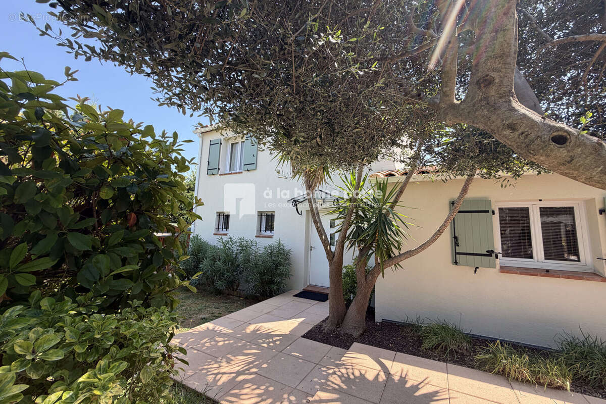 Maison 109 m² à Aubagne  - photo 3