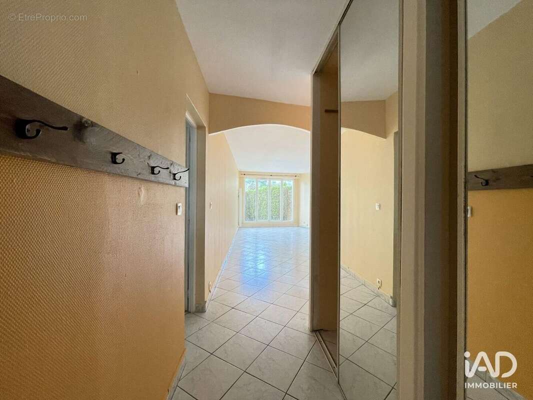 Photo 8 - Appartement à COUBRON