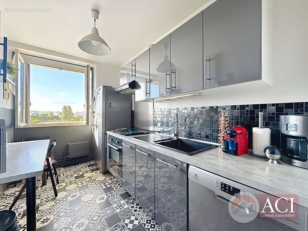 Appartement à EPINAY-SUR-SEINE