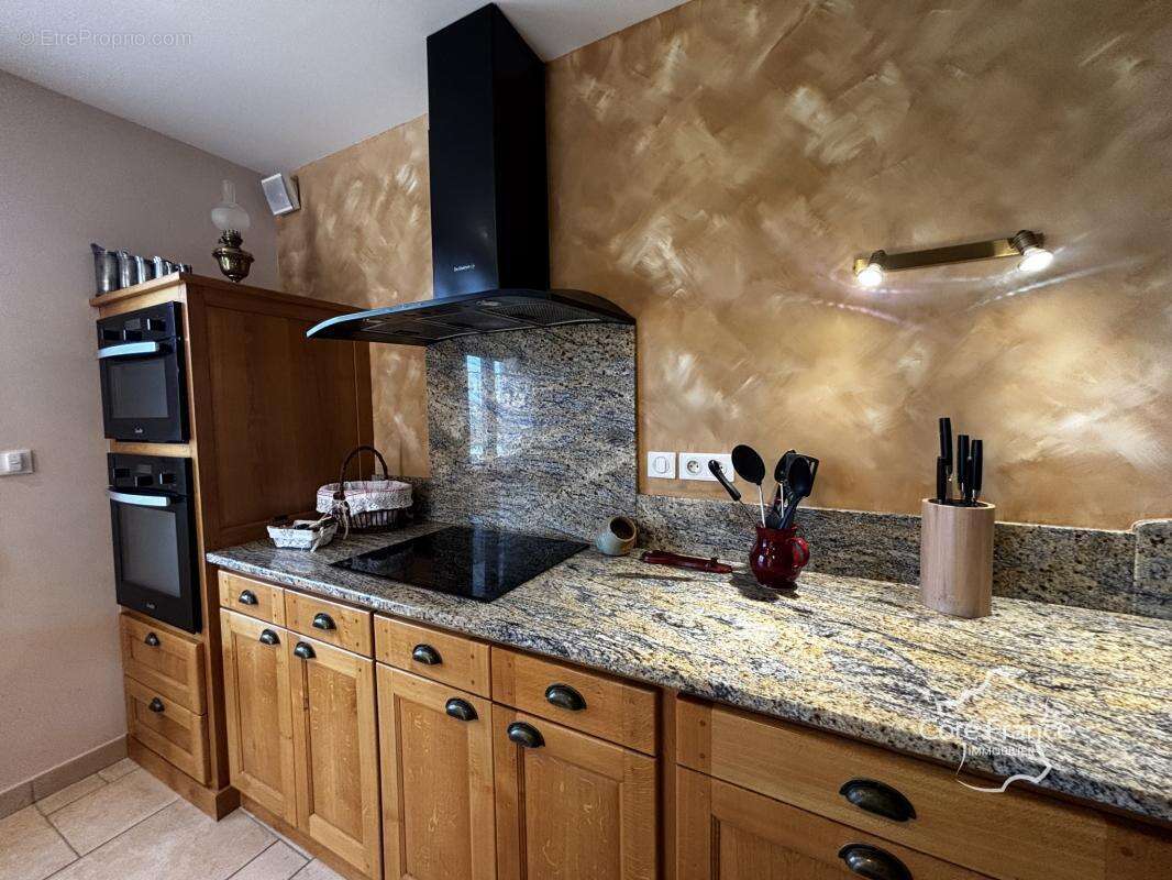 Maison à SAINT-CONSTANT