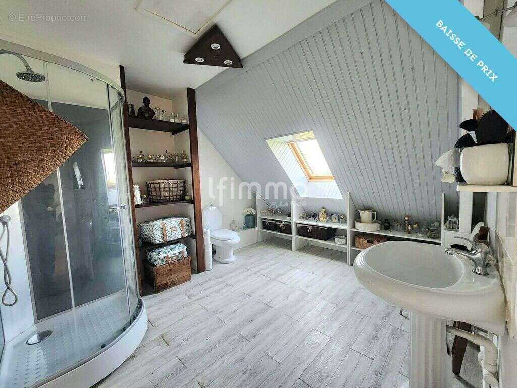 Maison traditionnelle avec étang - photo 11