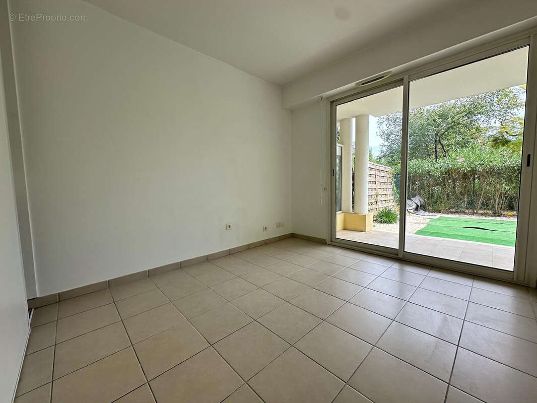 Appartement à CAGNES-SUR-MER