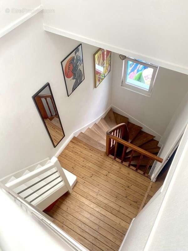 Maison 140 m² à Saint-Nazaire  - photo 4