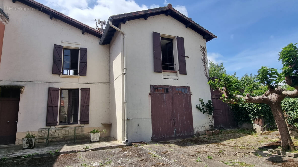 Maison à L&#039;ISLE-EN-DODON