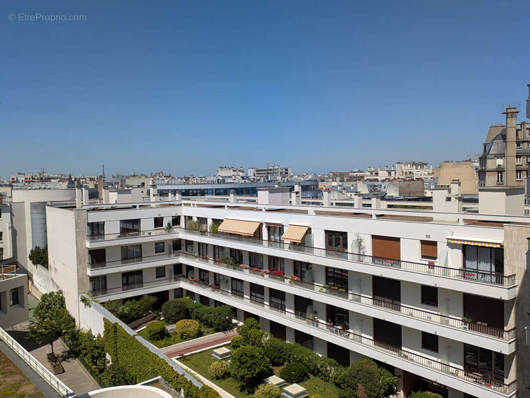 Appartement à PARIS-11E