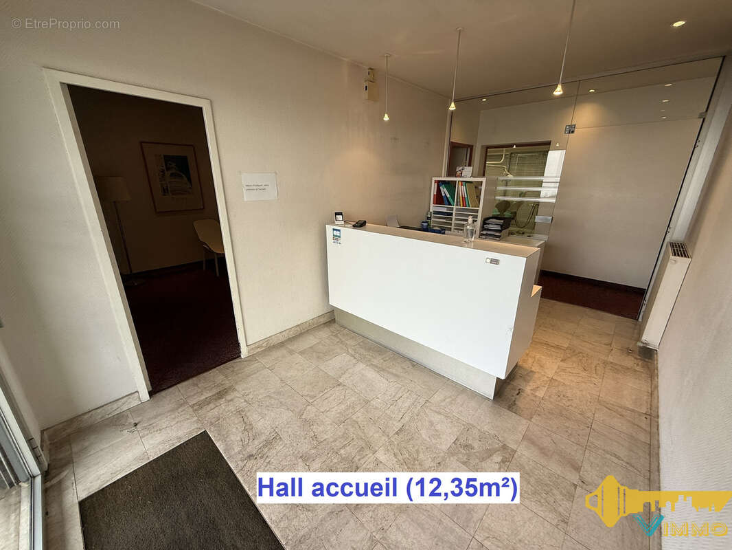 Cabinet / Local Professionnel 119,45m2 - 7 places de parkings - photo 7