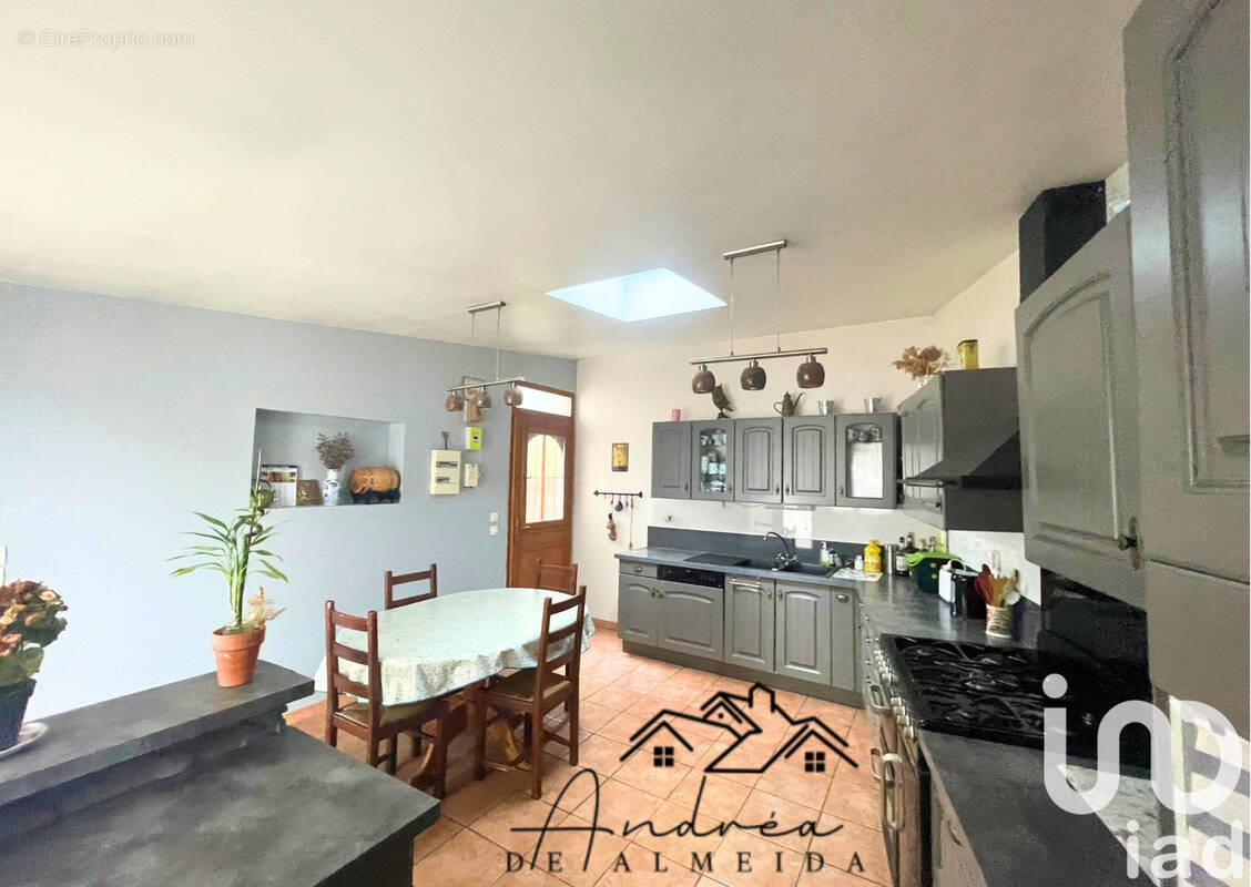 Photo 1 - Maison à STAINS