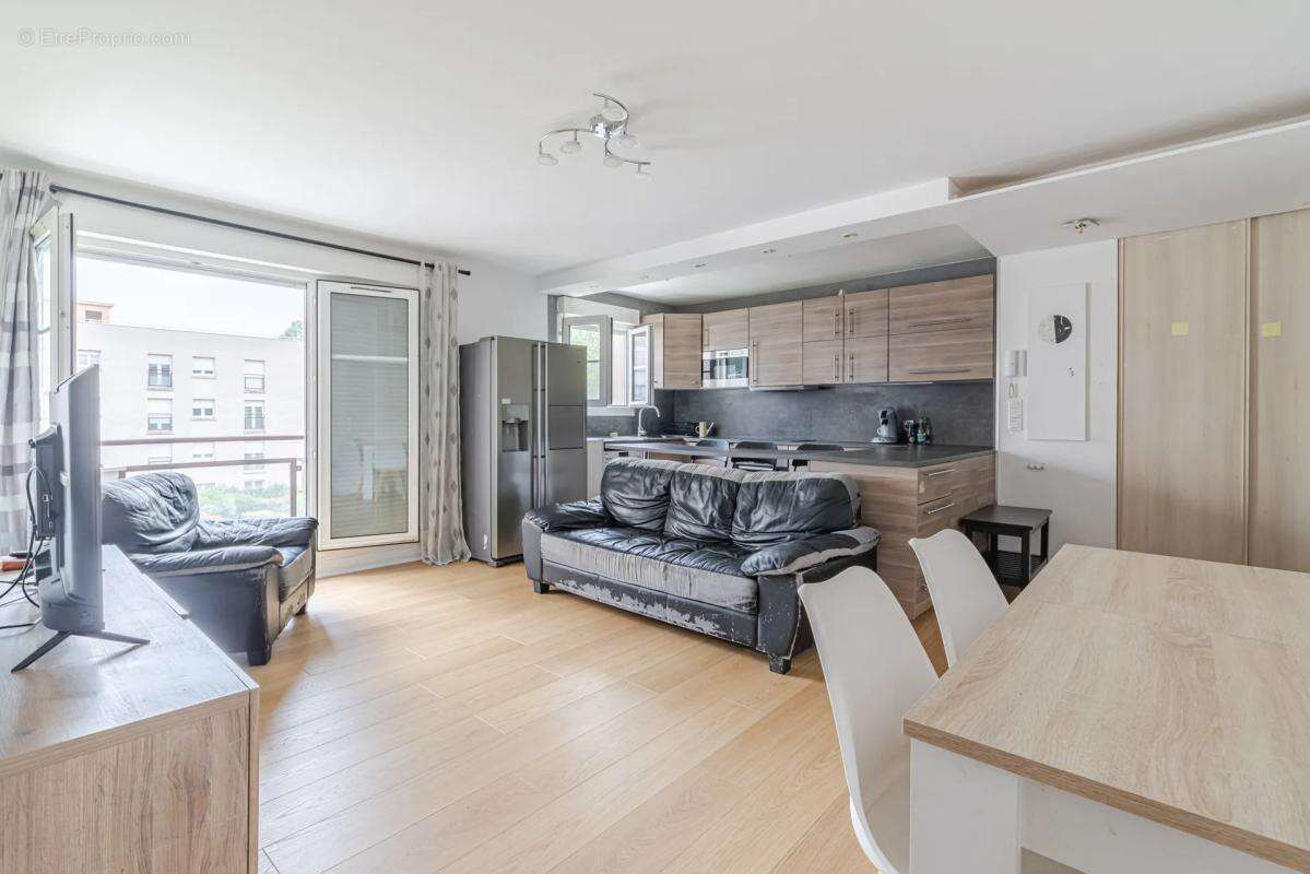 Appartement à BONNEUIL-SUR-MARNE