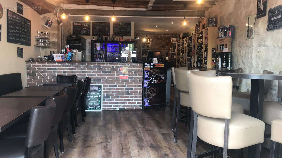 Commerce à SAINT-GERMAIN-EN-LAYE